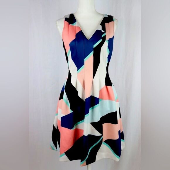 Vince Camuto Dresses & Skirts - Vince Camuto Dress Geometric Scuba Fit Flare Sleeveless